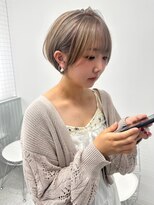 シック(CHIC) ショート/丸みショート/ミルクティーベージュ