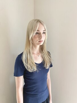 リノア 鵠沼海岸(LINOA) ホワイトブロンドカラー！