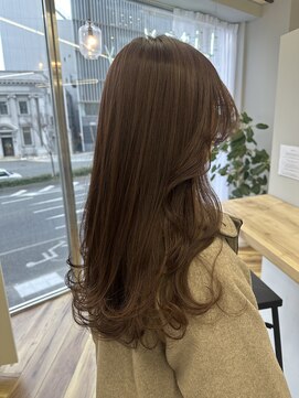 リジー(Litzy) ’ロングヘア×王道透明感カラー’