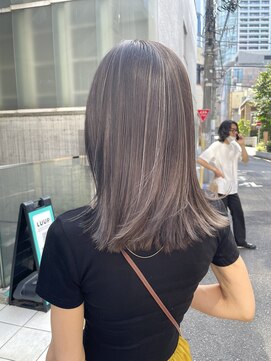 ロコスピアーズ(ROCO SPEARZ) グレージュ系大人ハイライト