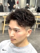 フィフス トウキョウ (fifth TOKYO) 渋谷フェザーショートスパイラルパーマオールバック毛流れヘア