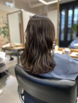 サニーズ(SUNNY'S by CONKS)&nbsp;透明感グレージュカラーのミディアムヘア