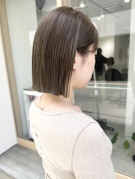 ラッキーヘア 加古川(Lucky Hair) 酸性ストレート×透明感ベージュカラーで抜け感ボブ【シン】