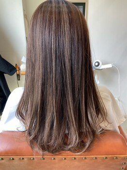 プティパ(petit pas)の写真/美しい大人の美髪へ導く――。ハリ/コシ/パサつきなど女性のお悩みにアプローチ◎