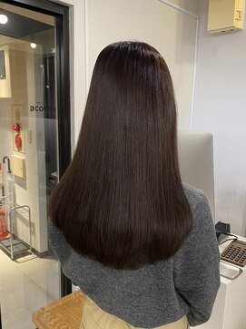 アコロン(acoron) 艶ロング　新宿/髪質改善/小顔カット/透明感カラー