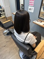 レアレア ヘアアンドライフ(LeaLea)&nbsp;ワンホンレイヤー/ミルクティーブロンド/ダークブルー/伊丹