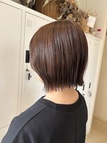 シロ(siro) 肩上ボブ