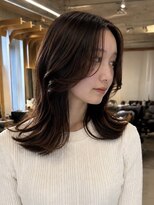 フィルムス ヨコハマ プラス(FILMS 横浜 +) セミロング/くびれレイヤー/髪質改善/顔周り/横浜+