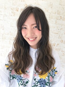 アリーナ 緑が丘店(arena) グラデーションカラーが可愛い！ゆるふわロング♪