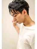 外国人風ハイライト アップバングセンターパート ソフト刈り上げ