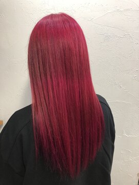 ロア 福岡天神本店(LORE) ピンクカラー