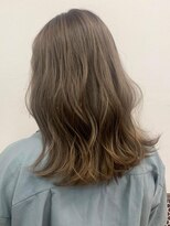 クアトロ グランシュ 川崎店(QUATRO × GranCieux)&nbsp;【QUATRO川崎】透け感が可愛い　シアーベージュ　谷口星利奈