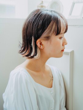 ヘアアンドリラクゼーション シャッセ(Hair&Relaxation SASE) インナーカラーボブ