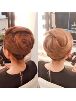 エーエム(AM)&nbsp;変わり夜会巻き