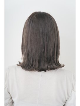 ガーデン タチカワ(garden tachikawa) 小顔に見える大人かわいい黒髪ナチュラル切りっぱなし外ハネボブ