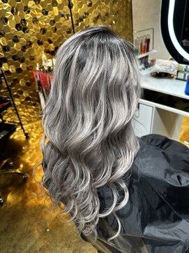 ハンナ 札幌(HANNAH) #バレイヤージュ#シャドールーツ#グラデーション