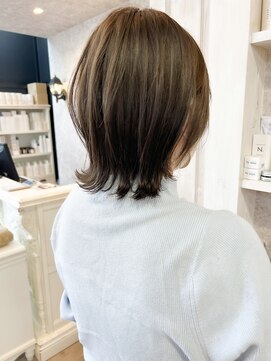キャアリー(Caary) 福山市美容室Caary人気 くすみベージュ秋カラーミディアムウルフ