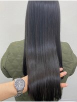 フュー 新小岩(few.)&nbsp;黒髪/グレーベージュ/レイヤーロング/前髪パーマ[新小岩駅]