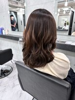 エンディアリング 東銀座(Endearing)&nbsp;黒髪/グレーベージュ/レイヤーロング/前髪パーマ/銀座/東銀座