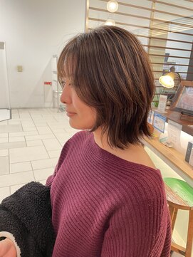 コムズアイ(COM'S/i) ショートレイヤーショートウルフ顔まわりレイヤー顔まわりカット