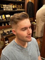 ブロートーキョー(BroTokyo)&nbsp;MEN’Sビジネスサイドパートスキンフェードショート