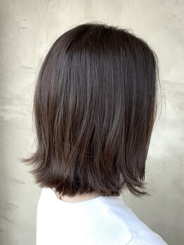 イン(yne.)の写真/再現性の高いカットが大好評♪完全マンツーマンの施術であなたのなりたいを叶える！