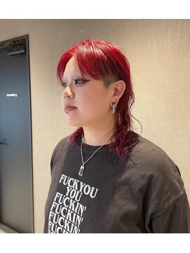 ミリム 栄矢場町店(MIRiM) 【栄矢場町】艶レッド×デザインカット