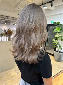 メリー オオサカ(Merly Osaka) white ash beige