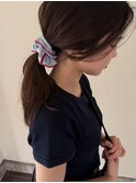 柔らかいブラウンcolorとシュシュ