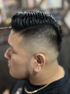 ヴィルバーバー(VIR BARBER) 【クラシック × スキンフェード】圧倒的存在感バーバースタイル