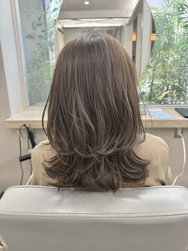 レーヴバイリコ 三軒茶屋(Reve by liko) レイヤーカット/グレージュ/三軒茶屋