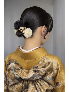 イリ(iLi) 【iLi×Ryong】卒業式ヘアセット&着付け