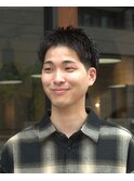 アップバングツーブロック束感ショート