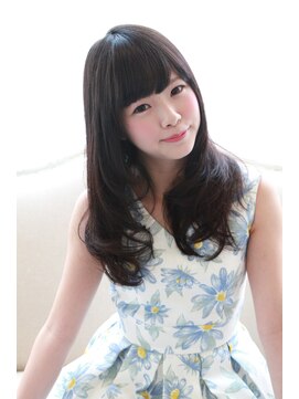 ヌンクマールス(NUNC malus) 黒髪 ナチュラル 可愛い 透明感