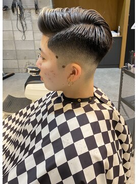 フランクスバーバー アンド ビアークラブ(FRANK'S BARBER and BEER CLUB) ワイルドアップバングテクノかき上げサイドパートショート