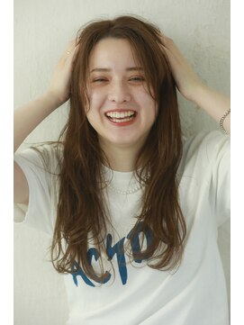 エディ(eddie) 【eddie】ロングレイヤー×グレージュカラー