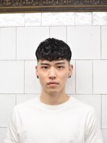 メリケンバーバーショップ コウベ(MERICAN BARBERSHOP KOBE)&nbsp;クロップ風ニュアンスダウンパーマ