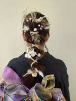 ウィット アンド ラファム Wit &La Famme 成人式の玉ねぎヘアは髪飾りで！