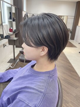 アプシー 三田駅前店(Apsee) 耳掛けショート/グレージュカラー