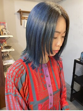 ヌーク(NUUK) きりっぱなしミディアムヘア