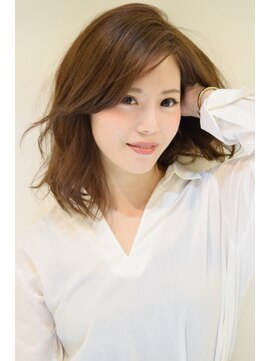 ハリス(Harris) ワンサイドショート/ボブ/ブランジュ/ダブルバンク 表参道/青山