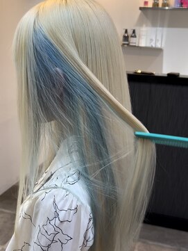 ペレ 栄店(PELE) デザインカラー/レイヤーカット/ウェットヘア/オリーブベージュ