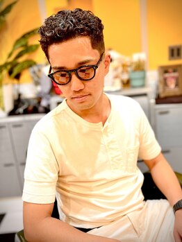 クイーンズバイジェントルマンバーバー(queens by gentlemanBarber)の写真/オールドスクールな雰囲気の中に、現代の女性の力強さと自由さが溶け込む。