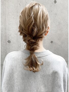 エインアンリー 表参道(AIN.ANLY.) ◯ポニーテールシニヨン編み込み着物ドレスヘアハープアップ