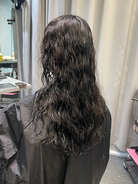 リラス 博多(rilas) ロングパーマ　スパイラルパーマ　グレージュ