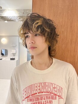 束の写真/ファッションとしてのヘアスタイルで、どこから見ても"自分らしさ"溢れるスタイルに。
