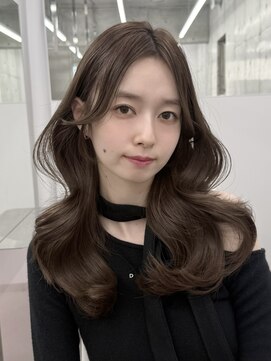 エヌアイ オモテサンドウ(ni omotesando) ☆韓国くびれヘア ショコラベージュカラー お顔周りカット☆