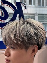 オーシャントーキョー 神戸(OCEAN TOKYO KOBE)&nbsp;ローライト刈り上げシースルーマッシュ