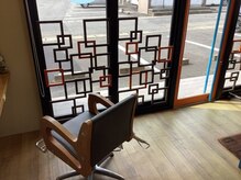 ビーチ ヘアー(Beach Hair)の雰囲気（駐車場は店舗前に3台あります。）