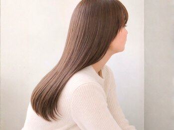 カミラボ(KAMI LABO)の写真/ダメージレスな髪質改善縮毛矯正ストレート×トリートメントでうねり、クセ対策!柔らかく滑らかな美髪へ